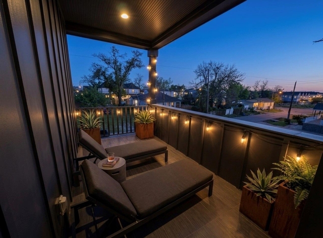 505 E 40th Street - Photo 1