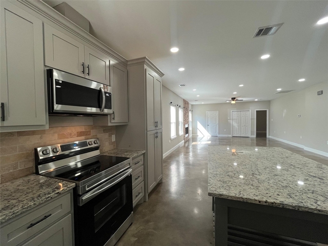 30023 Rosebud Street - Photo 1