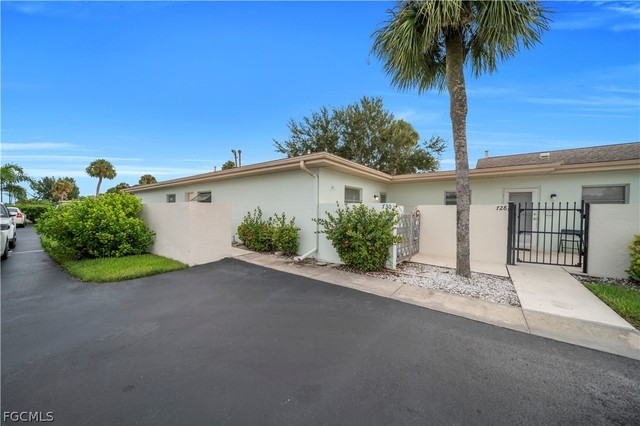 730 Joel Boulevard - Photo 1