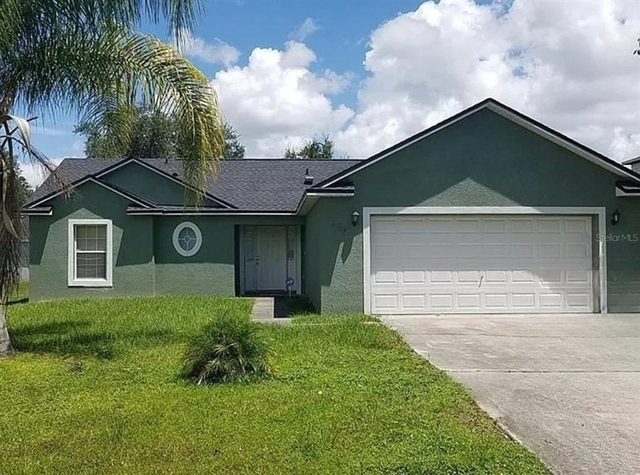 754 Pelican Court - Photo 1