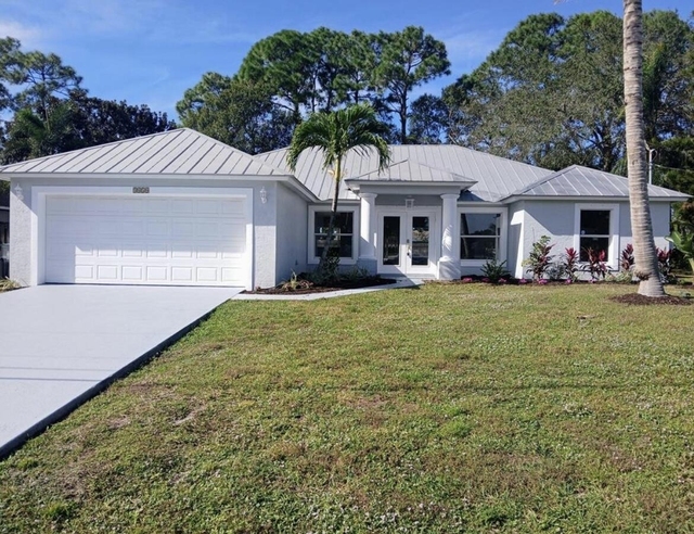 3450 Sw Martin Street - Photo 1