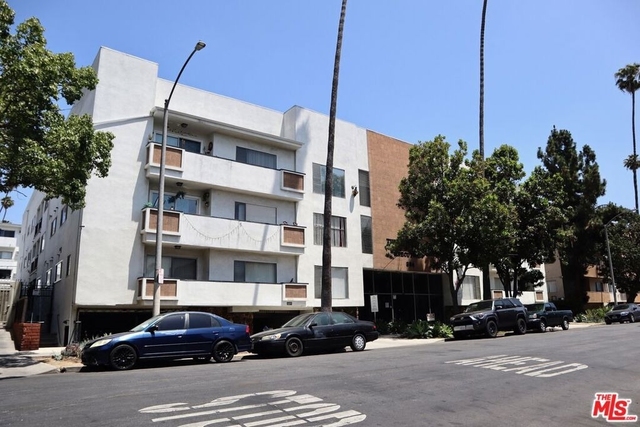334 S Gramercy Place - Photo 1