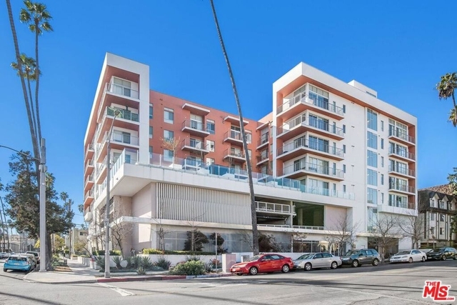 453 S Kenmore Avenue - Photo 1