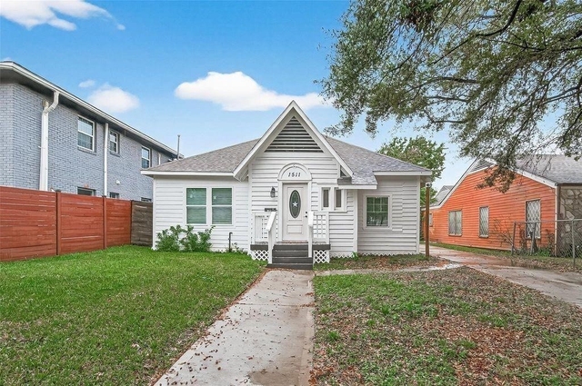 1511 Scharpe Street - Photo 1
