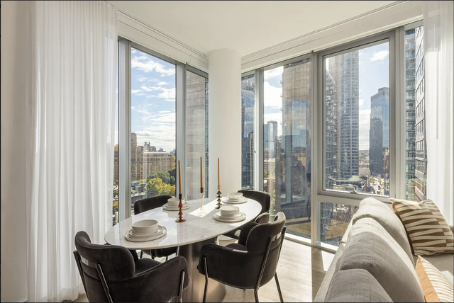 89 Dekalb Avenue - Photo 1