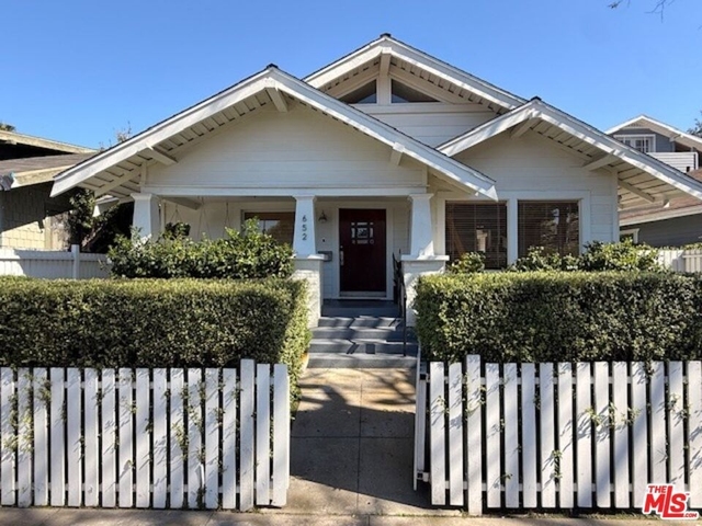 652 Woodlawn Avenue - Photo 1