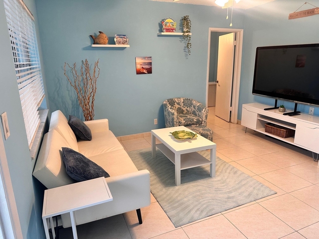 3240 Ne 16th Street - Photo 1