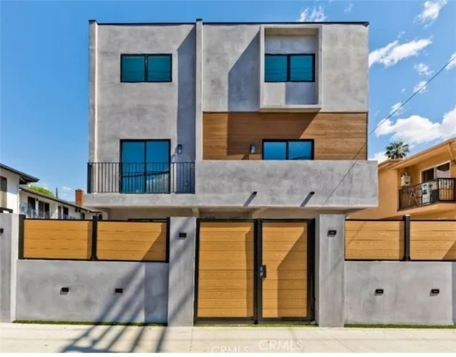 6130 Hazeltine - Photo 1