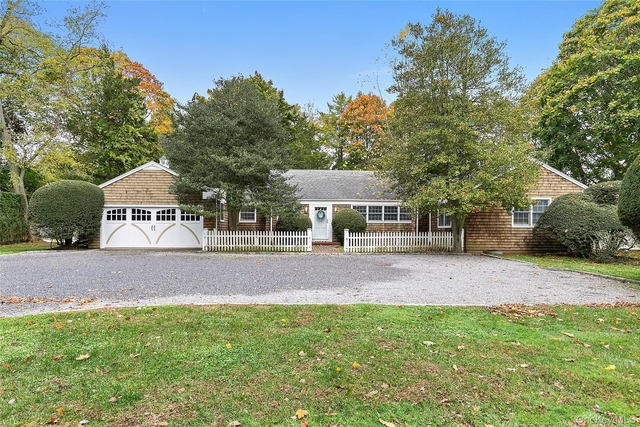669 Hill Street - Photo 1