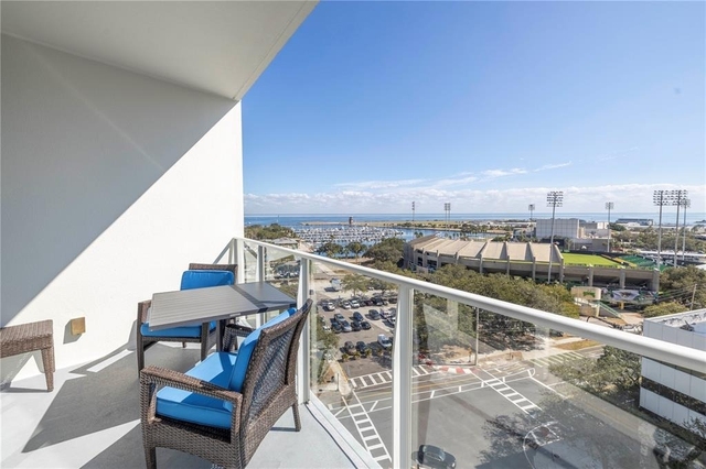 175 1st Street S - Photo 1