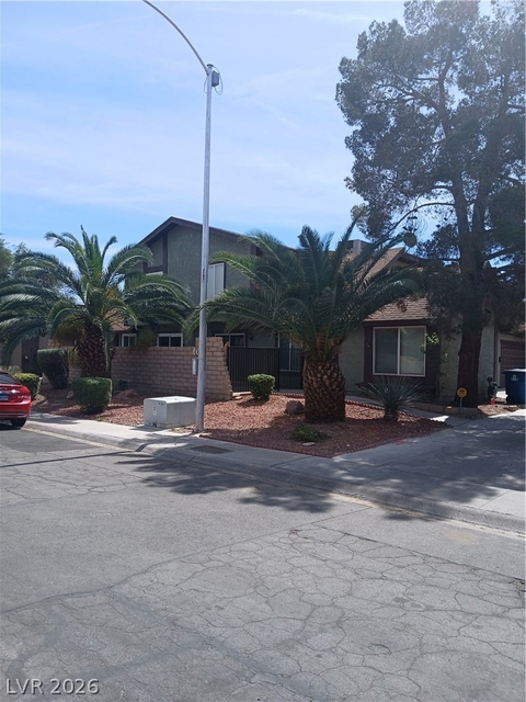 4529 Del Oro Drive - Photo 1