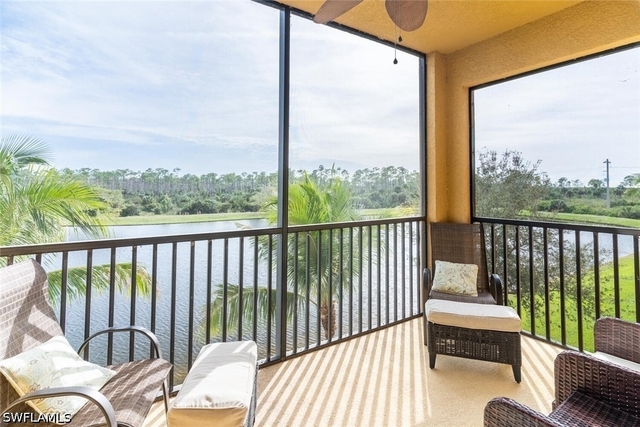 9731 Acqua Court - Photo 1