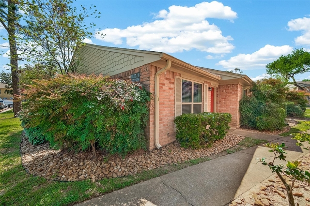8801 Hammerly Boulevard - Photo 1