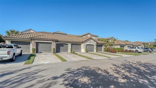 5537 Palmer Circle - Photo 1
