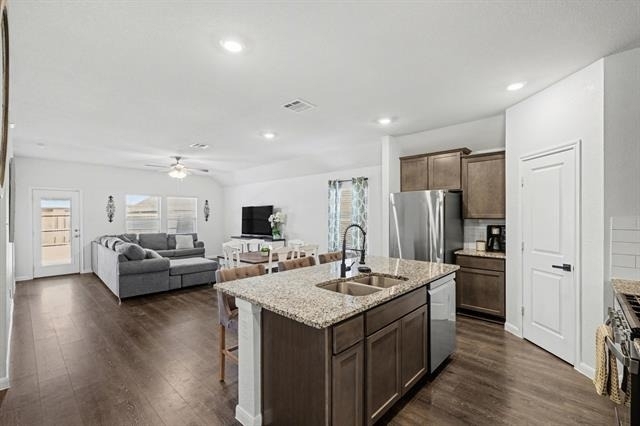 706 Spur Ridge - Photo 1