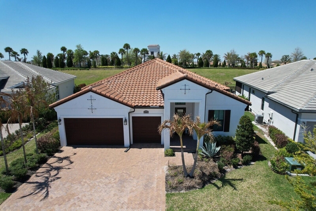 9204 Sw Arco Way - Photo 1