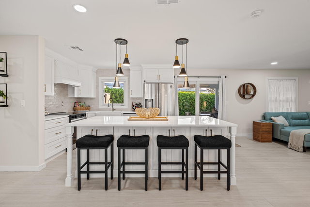 9165 Se Yacht Club Circle - Photo 1