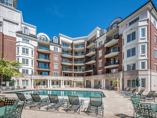 300 W 5th Street - Photo 1