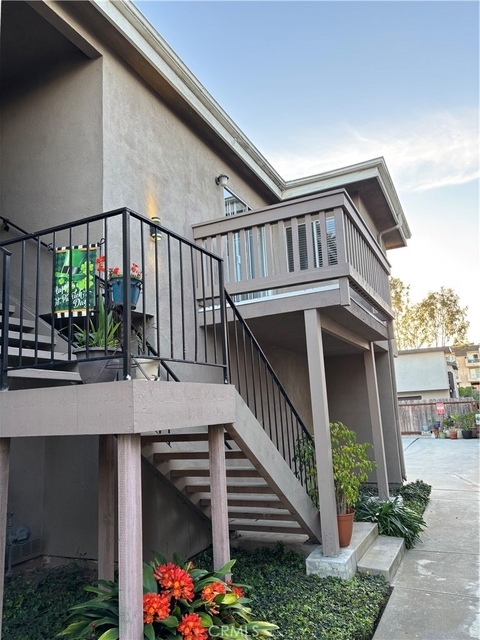 16971 Hoskins - Photo 1