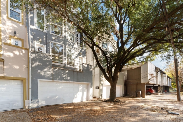 204 Marshall Street - Photo 1