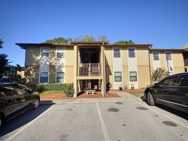 10100 N Sailwinds Boulevard N - Photo 1
