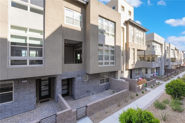 667 Grey Saker Street - Photo 1