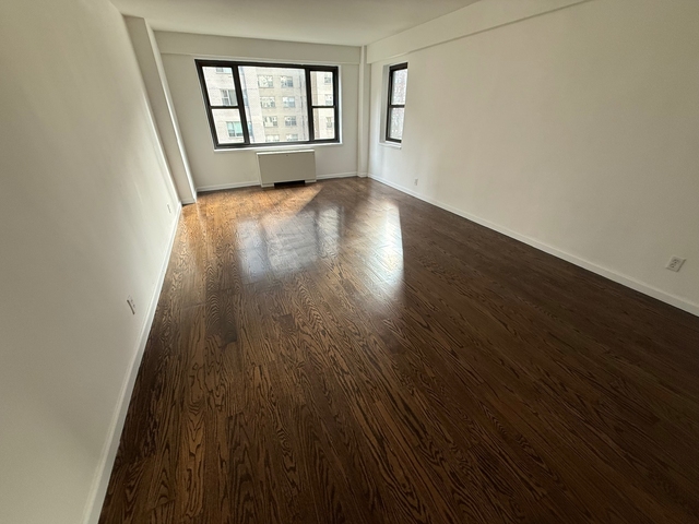 405 East 56th Street - Photo 1