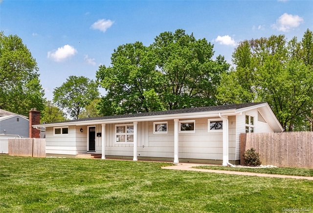 58 N Howells Point Road - Photo 1