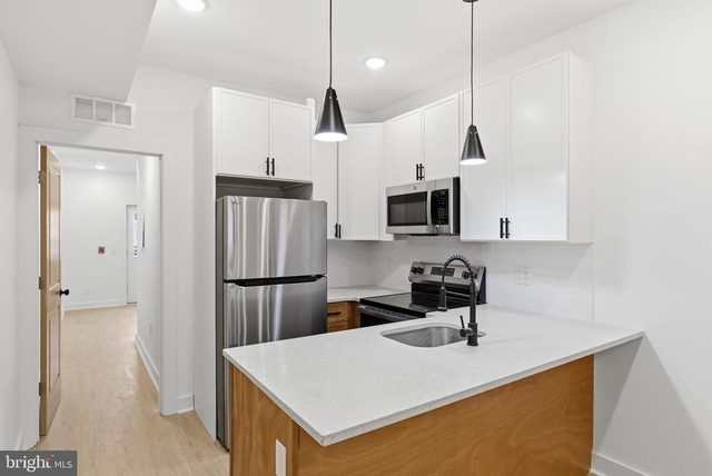 863 N 43rd Street - Photo 1