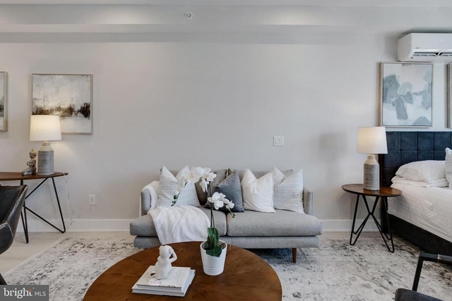 1533 Ridge Avenue - Photo 1