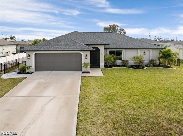 231 Nw 26th Avenue - Photo 1