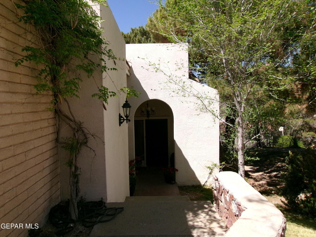 5852 Mira Serena Drive - Photo 1