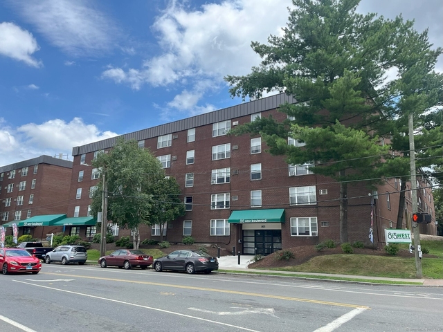 891 West Boulevard - Photo 1