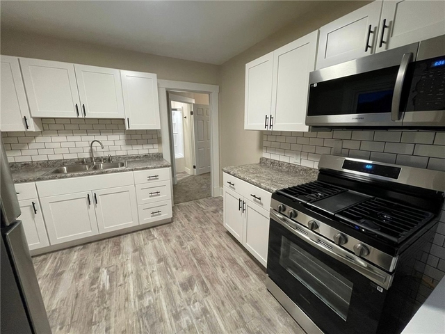 863 5th Ave - Photo 1