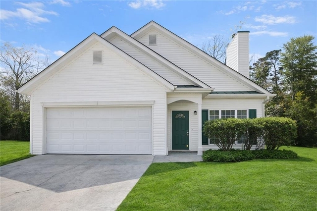 301 St Charles Avenue - Photo 1