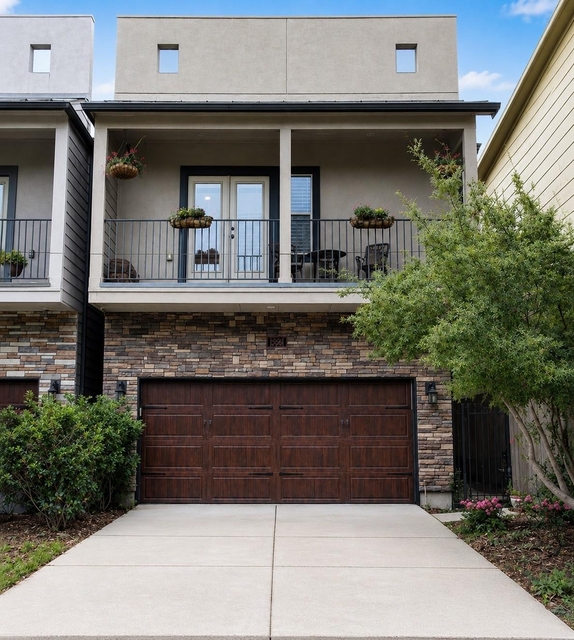1306 Dian Street - Photo 1
