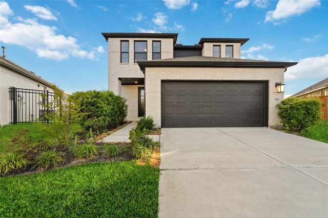 720 Lake Lacosta Drive - Photo 1