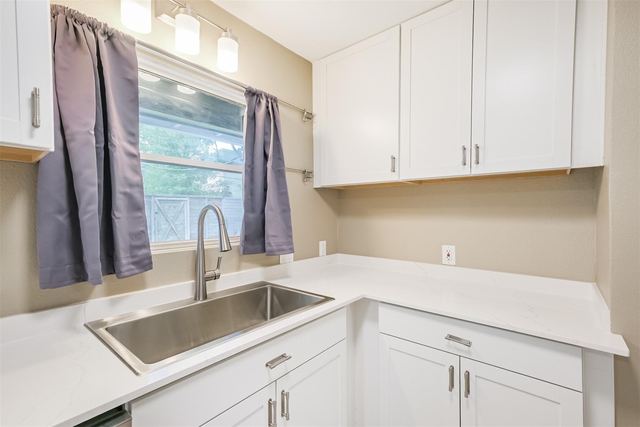 4613 Braeburn Drive - Photo 1