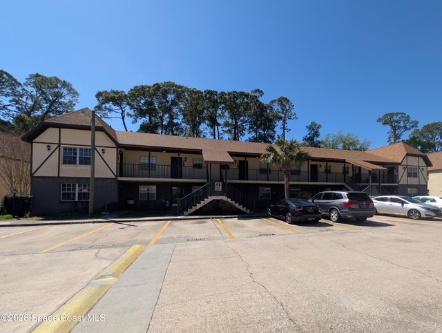 3039 Sir Hamilton Circle - Photo 1