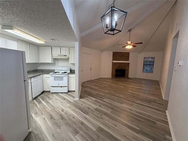 738 Bluebonnet Drive - Photo 1