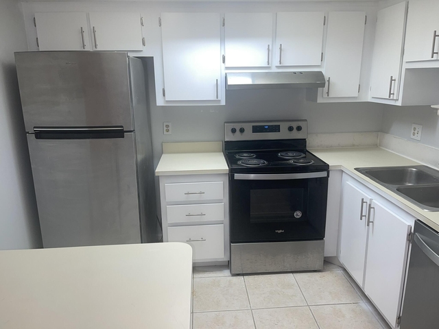 4185 Oak Terrace Drive - Photo 1