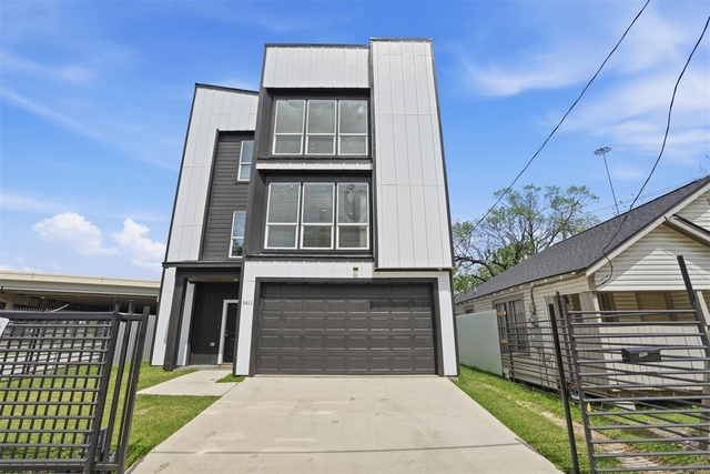 3411 Nance Street - Photo 1