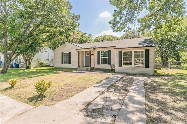 316 S 2nd Street - Photo 1