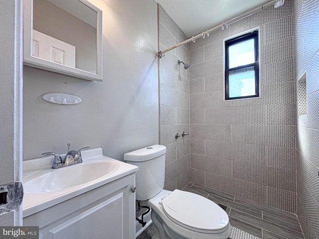 4630 Hillside Road Se - Photo 1