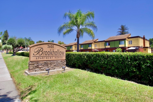 2600 S Azusa Ave - Photo 1