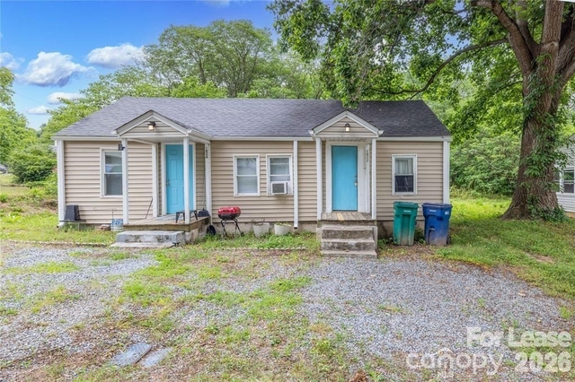 1022 Wood Street - Photo 1