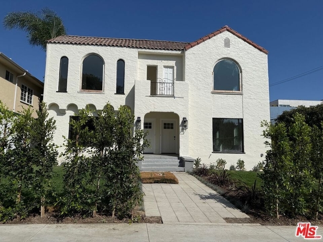 900 N Alfred Street - Photo 1