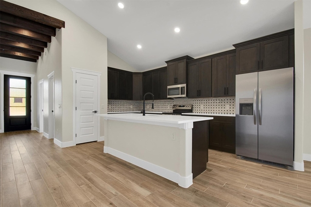 151 Kawainui Ln - Photo 1