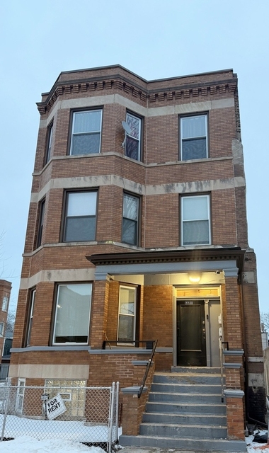 6601 S Langley Avenue - Photo 1