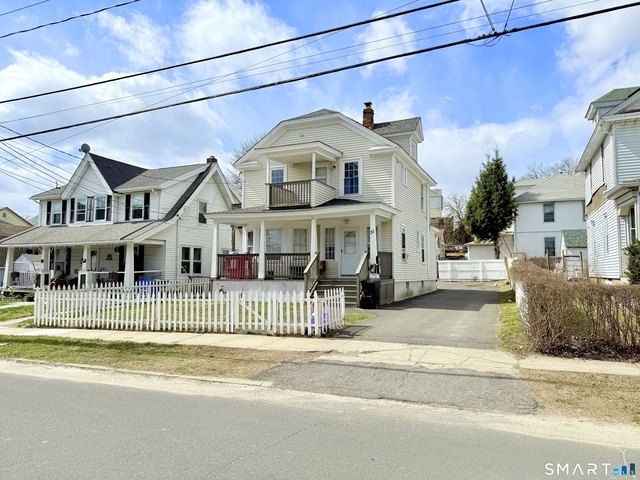 31 Beecher Avenue - Photo 1